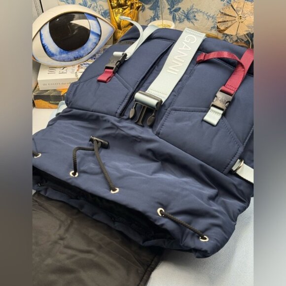 🆕 GANNI 🧿 NWT Recycled Tech Backpack, Peacoat Blue & Burgundy Straps - Picture 9 of 11